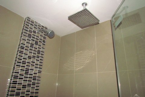 Condominio de 2 dormitorios en Pattaya, Tailandia № 242896 - foto 8