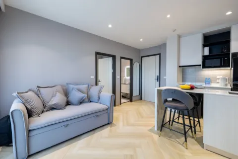 Condominio de 2 dormitorios en Bang Tao, Tailandia № 242024