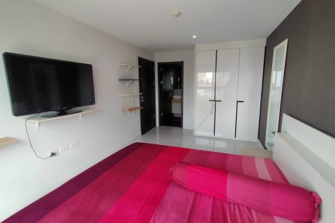Condominio de 2 dormitorios en Pattaya, Tailandia № 242489 - foto 4