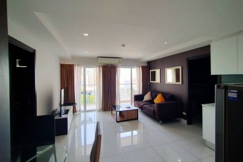 Condominio de 2 dormitorios en Pattaya, Tailandia № 242489