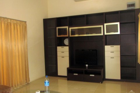 Casa de 3 dormitorios en Pattaya, Tailandia № 243256 - foto 2