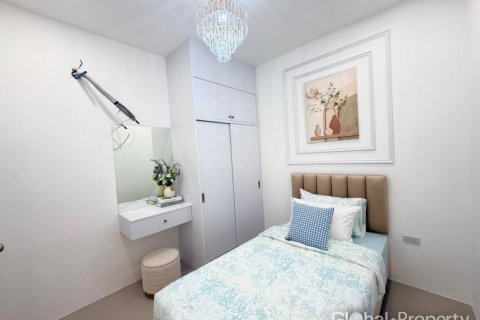 Casa de 3 dormitorios en Pattaya, Tailandia № 255061 - foto 7