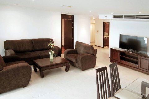 Condominio de 2 dormitorios en Pattaya, Tailandia № 242774 - foto 11