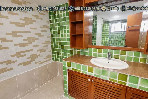 Condo in Watthana, Bangkok, Thailand, 3 bedrooms № 201102 - photo 11