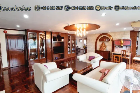 Condo in Watthana, Bangkok, Thailand, 3 bedrooms № 201102 - photo 4