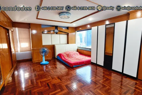 Condo in Watthana, Bangkok, Thailand, 3 bedrooms № 201102 - photo 8