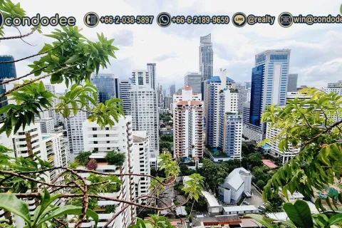 Condo in Watthana, Bangkok, Thailand, 3 bedrooms № 201102 - photo 2