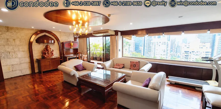 Condo in Watthana, Bangkok, Thailand, 3 bedrooms № 201102