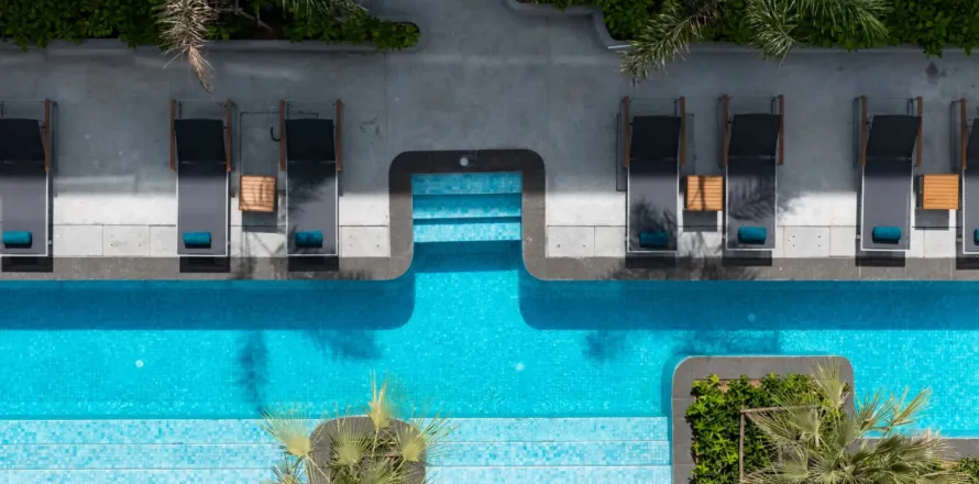 Estudio en el condominio en Bang Tao, Tailandia № 120947