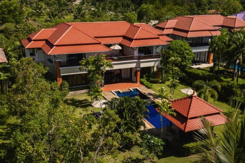 Casa de 4 dormitorios en Bang Tao, Tailandia № 84890