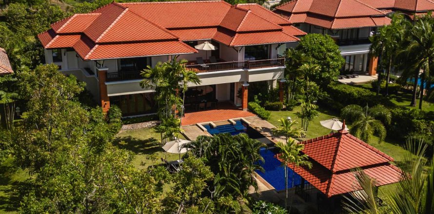Casa de 4 dormitorios en Bang Tao, Tailandia № 84890