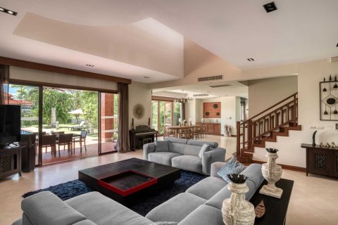 Casa de 4 dormitorios en Bang Tao, Tailandia № 84890 - foto 9