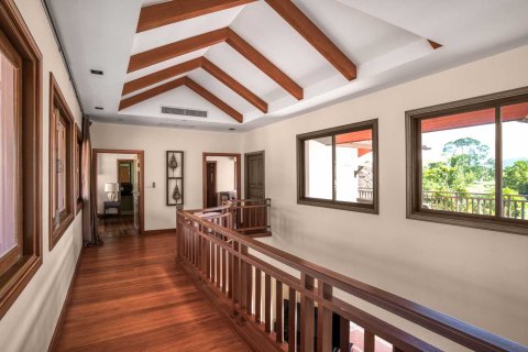 Casa de 4 dormitorios en Bang Tao, Tailandia № 84890 - foto 23