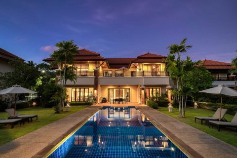 Casa de 4 dormitorios en Bang Tao, Tailandia № 84890 - foto 4
