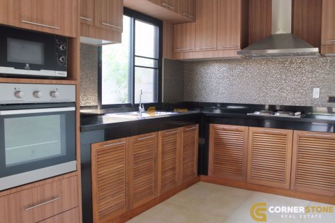 Estudio en Pattaya, Tailandia № 243641 - foto 7