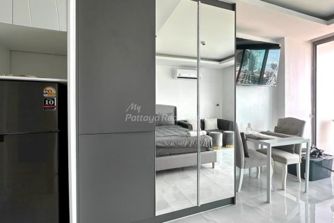 Studio in the Condo in Bang Lamung, Thailand № 205199 - Foto 5