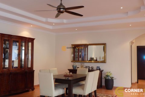 Estudio en Chonburi, Tailandia № 243659 - foto 11