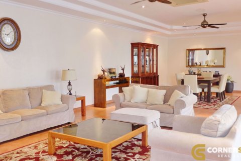 Estudio en Chonburi, Tailandia № 243659 - foto 3