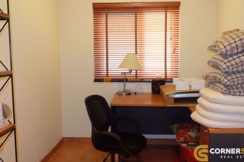 Estudio en Chonburi, Tailandia № 243659 - foto 30