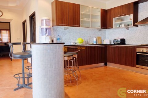 Estudio en Chonburi, Tailandia № 243659 - foto 8