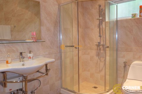Estudio en Chonburi, Tailandia № 243659 - foto 14