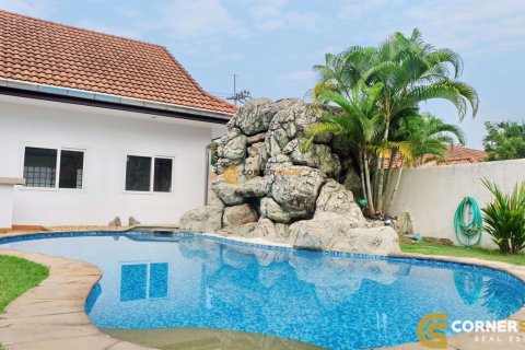 Estudio en Chonburi, Tailandia № 243659 - foto 2
