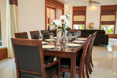 Casa de 3 dormitorios en Pattaya, Tailandia № 243357 - foto 8