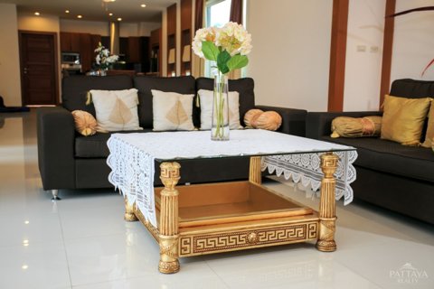 Casa de 3 dormitorios en Pattaya, Tailandia № 243357 - foto 11