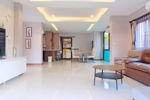Studio in Bang Lamung, Thailand № 243482 - photo 2