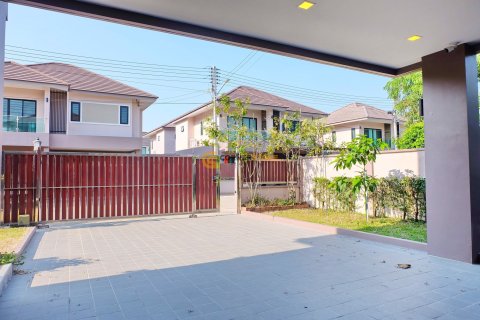 Studio in Bang Lamung, Thailand № 243482 - photo 8