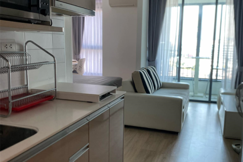 Eigentumswohnung in Bangkok, Thailand, 1 Schlafzimmer  № 247600