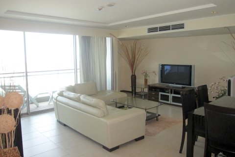 Condo in Pattaya, Thailand, 1 bedroom № 242133 - photo 9