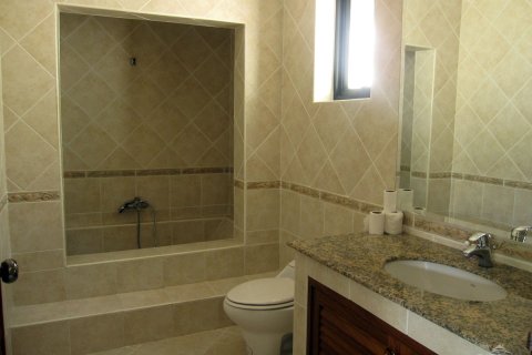 Casa de 1 dormitorio en Pattaya, Tailandia № 243277 - foto 8
