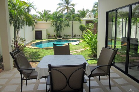 Casa de 1 dormitorio en Pattaya, Tailandia № 243277 - foto 9