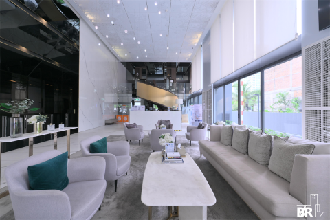 Condo in Bangkok, Thailand, 3 bedrooms  № 189866 - photo 4