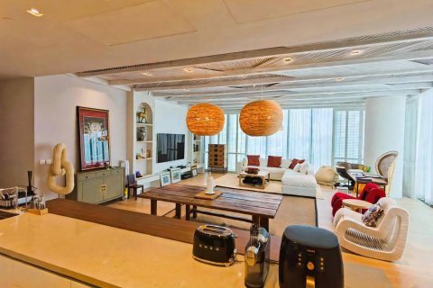 Penthouse in Bangkok, Thailand 3 bedrooms № 209666 - photo 8