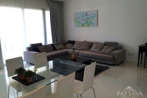 Condo in Pattaya, Thailand, 2 bedrooms № 242195 - photo 2