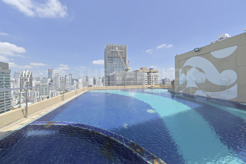 Condo in Bangkok, Thailand, 2 bedrooms  № 188409 - photo 9