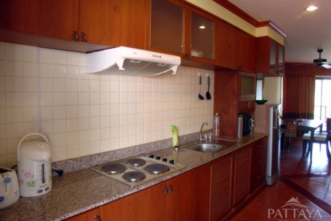 Condominio de 1 dormitorio en Jomtien Beach, Pattaya, Tailandia № 242430 - foto 2