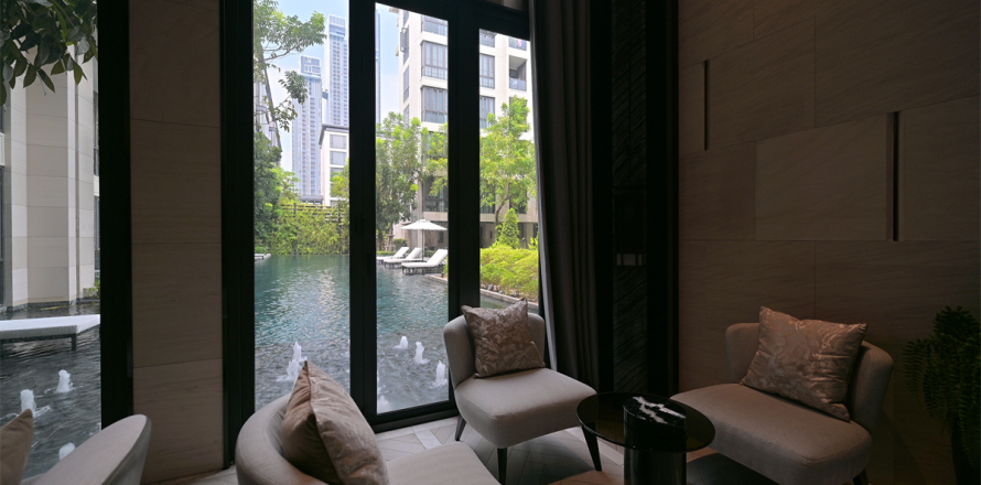 Condo in Bangkok, Thailand, 2 bedrooms  № 188286