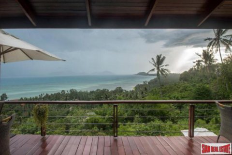 Villa in Ko Samui, Thailand 5 bedrooms № 234164 - photo 3