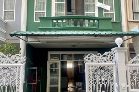 Casa de 2 dormitorios en Pattaya, Tailandia № 243181