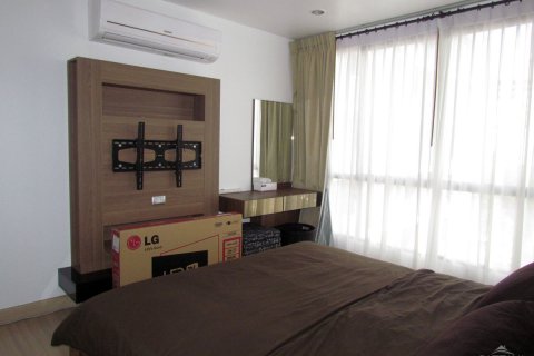 Condo in Pattaya, Thailand, 2 bedrooms № 242170 - photo 12