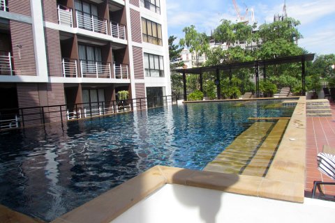 Condo in Pattaya, Thailand, 2 bedrooms № 242170 - photo 17