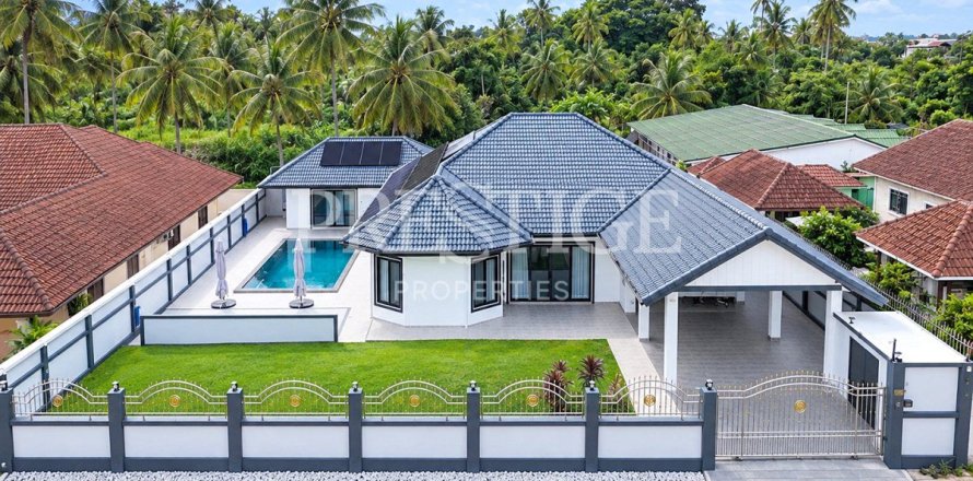 Maison à Pattaya, Thaïlande 4 chambres № 241663