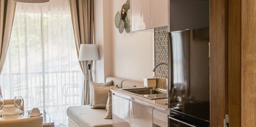 Apartment in Pattaya, Thailand 3 rooms № 241534