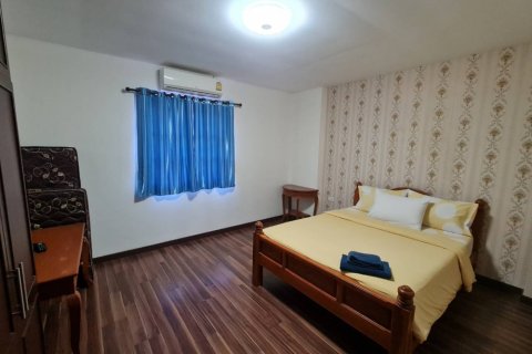 Casa de 5 dormitorios en Jomtien Beach, Pattaya, Tailandia № 243207 - foto 5