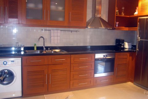 Condo on Jomtien Beach, Pattaya, Thailand, 2 bedrooms № 242686 - photo 11