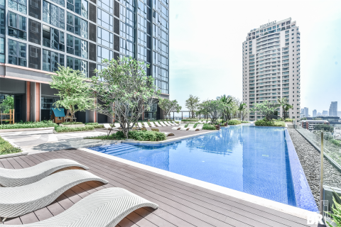 Condo in Bangkok, Thailand, 3 bedrooms № 202372 - photo 4