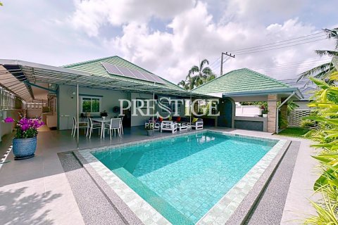House in Pattaya, Thailand 3 bedrooms № 250255